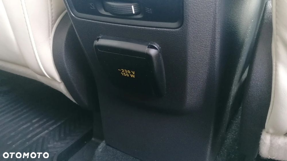 Ford Kuga Vignale 2.0 TDCi AWD - 10