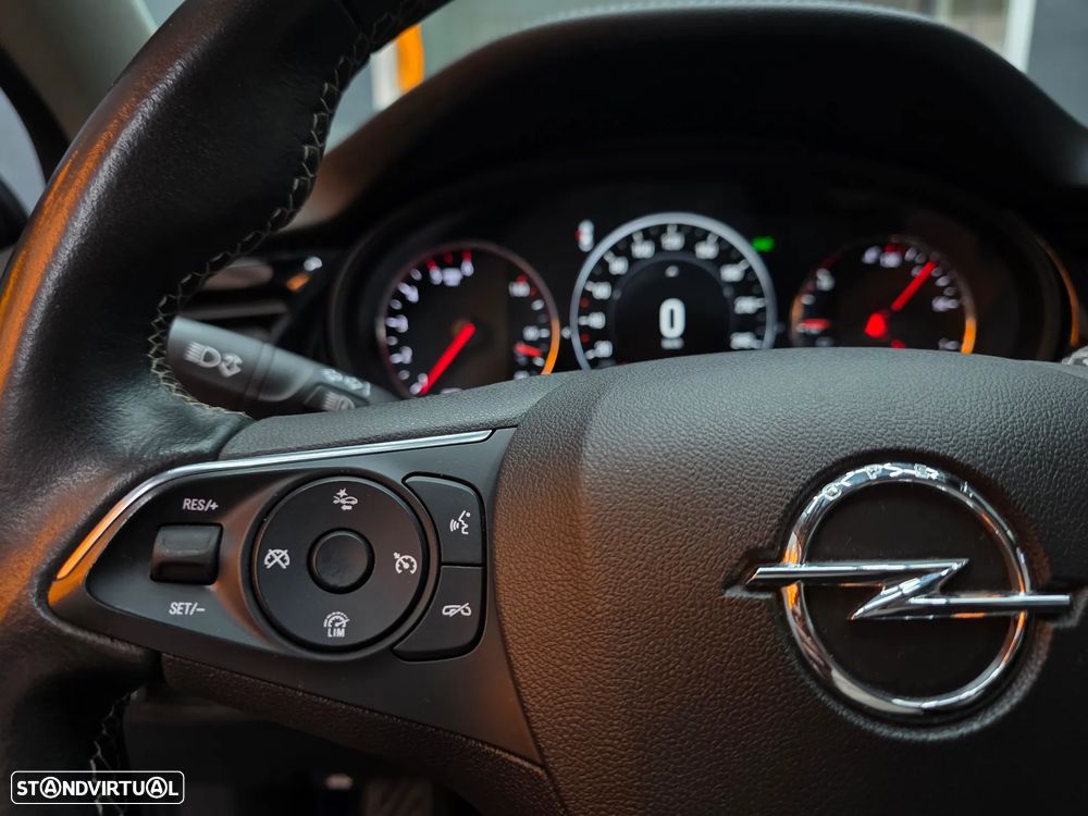 Opel Insignia Sports Tourer 1.6 CDTi Cosmo S/S J17 - 24