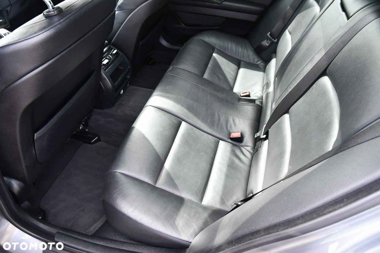 BMW Seria 5 - 17