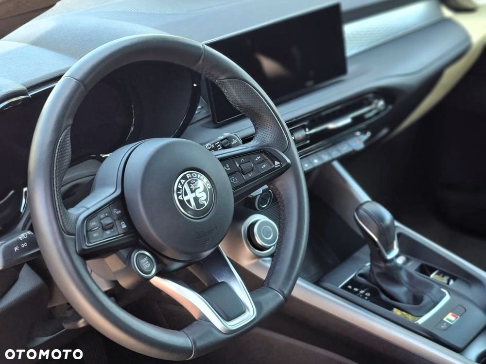 Alfa Romeo Tonale 1.5 T4 GSE mHEV Sprint DCT - 6