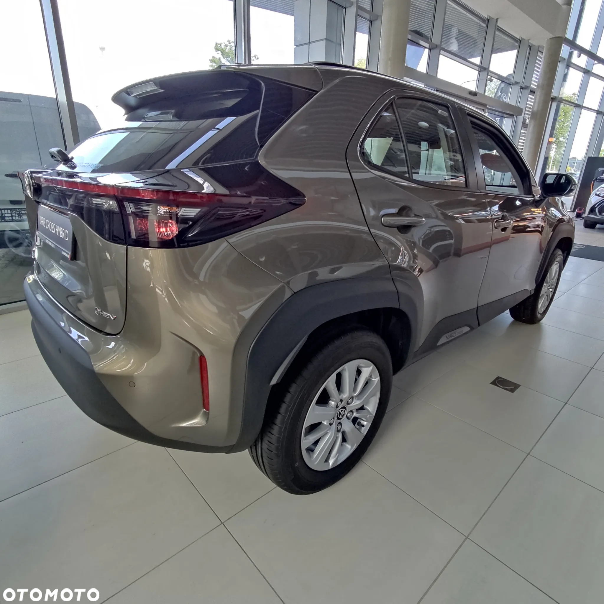Toyota Yaris Cross Hybrid 1.5 Comfort - 7