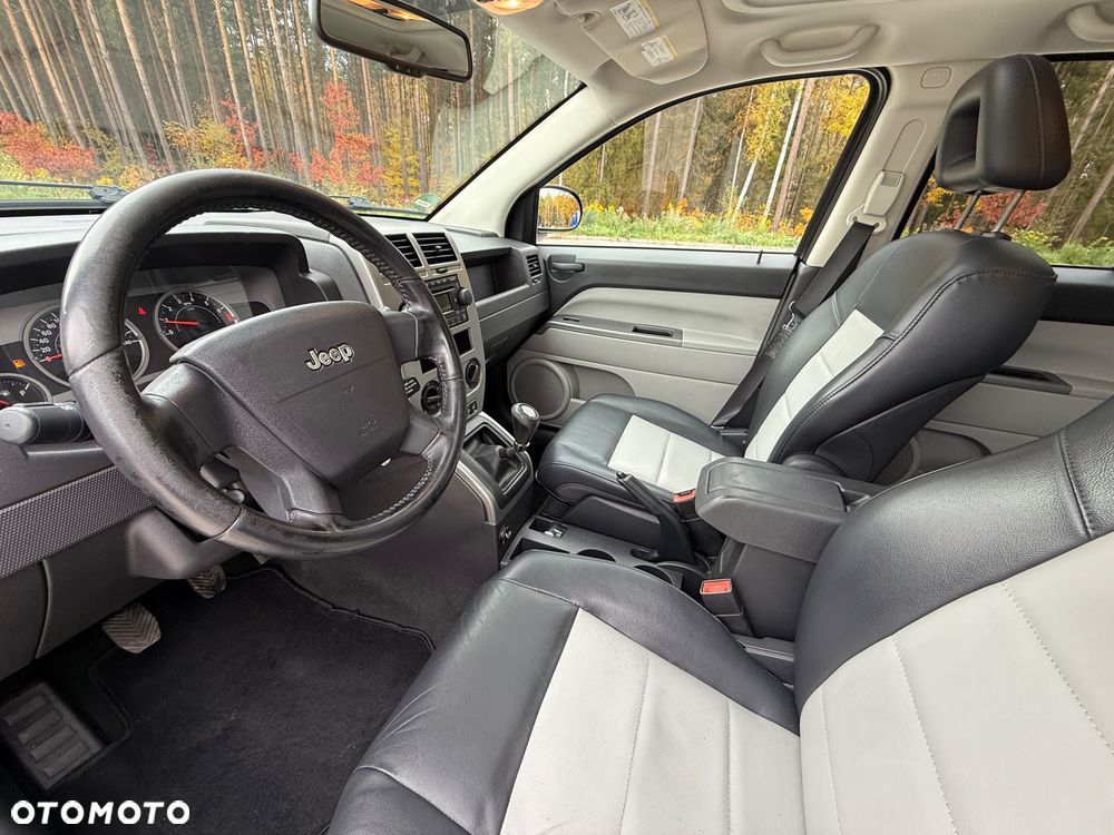 Jeep Compass - 18