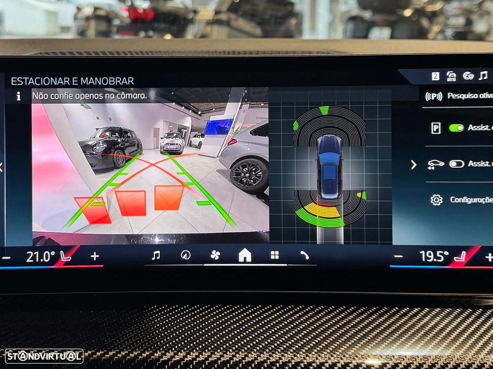 BMW 330 e Pack Desportivo M Pro Auto - 11