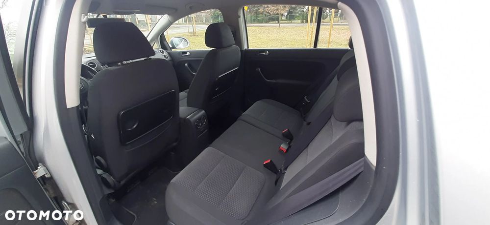 Volkswagen Golf 2.0 TDI DPF Comfortline - 11