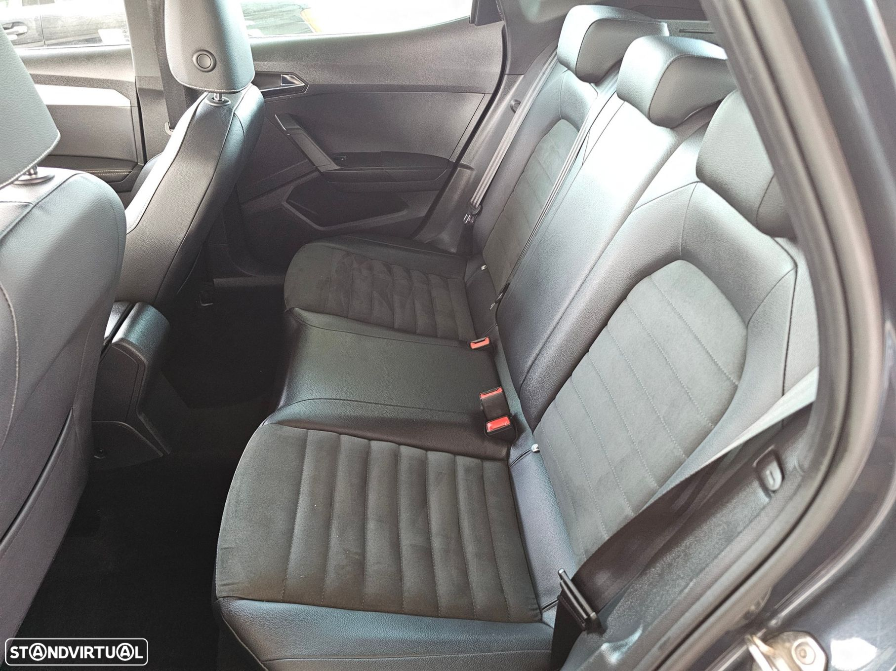 SEAT Arona 1.0 TSI Xcellence DSG - 21