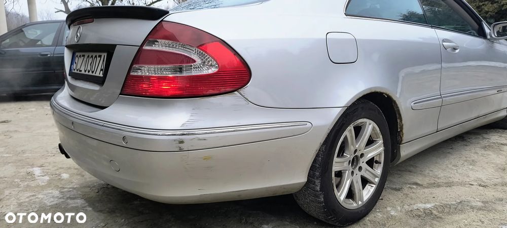 Mercedes-Benz CLK - 9