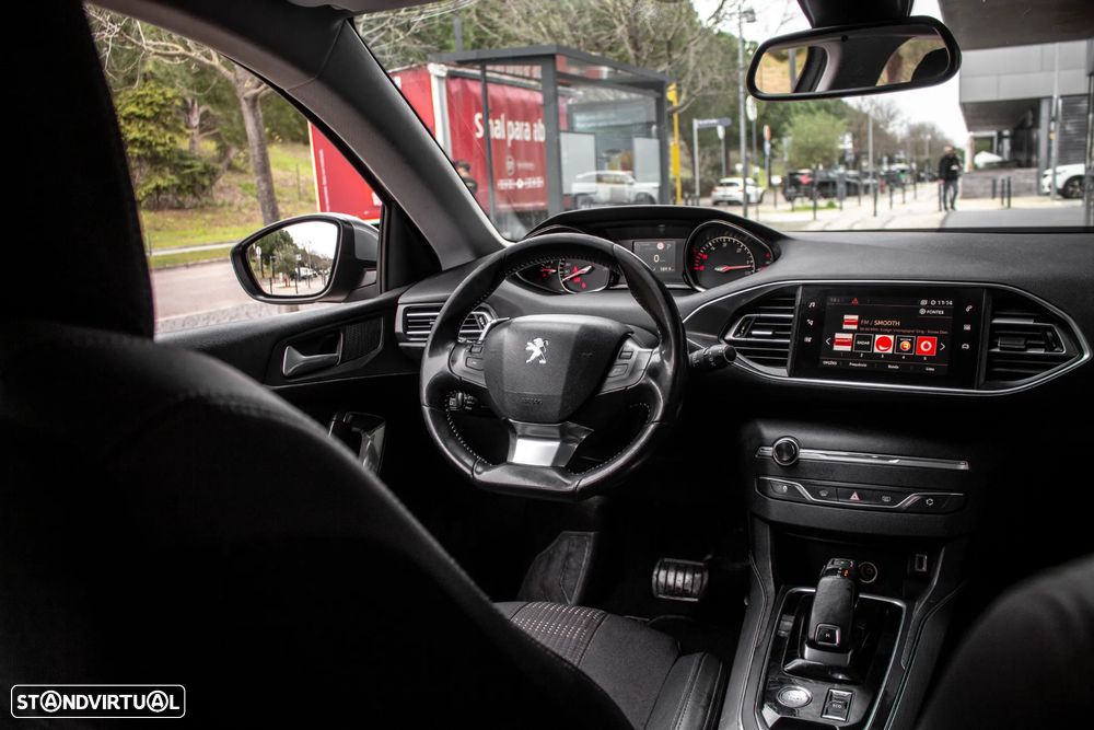 Peugeot 308 BlueHDi FAP 130 EAT8 Stop & Start Allure - 27