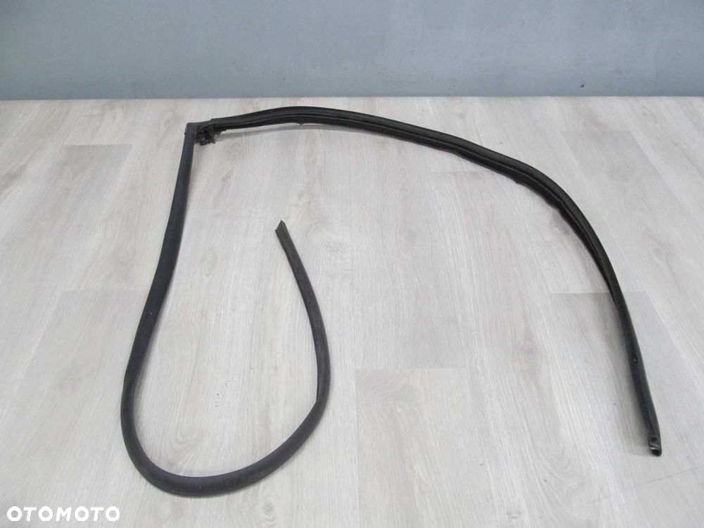 OPEL VIVARO TRAFIC 06-14 USZCZELKA DRZWI PRZOD PRAWY KAROSERYJNA - 1