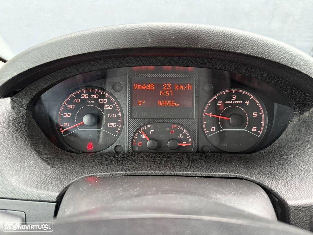 Peugeot Boxer 2.2 BlueHDi 330 L1H1 Pro - 13