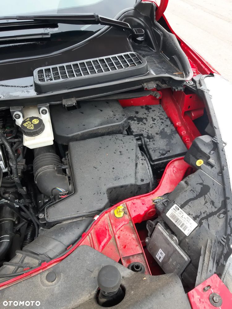 Ford Kuga 2.0 TDCi 4x4 Titanium - 21