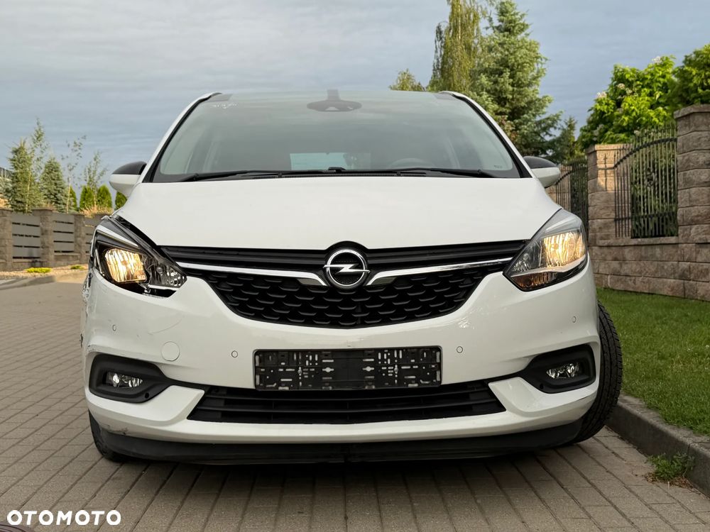 Opel Zafira 1.4 Turbo Business Innovation - 28