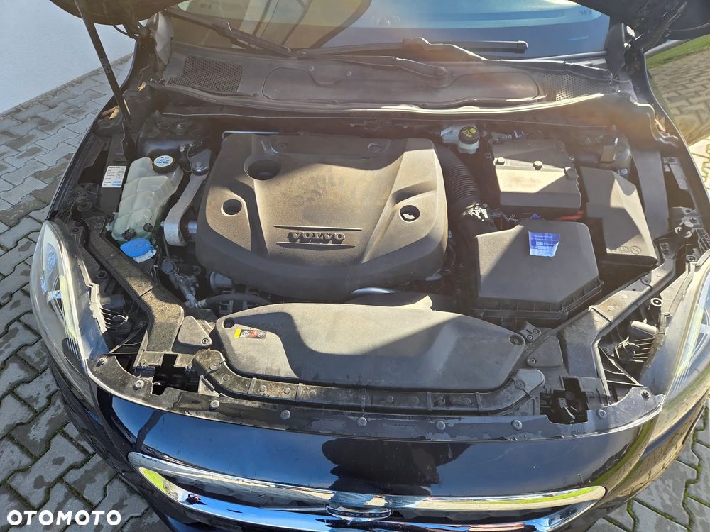 Volvo V40 Cross Country - 22