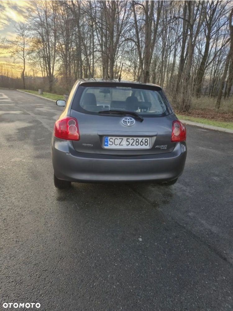 Toyota Auris 2.0 D-4D Luna - 4