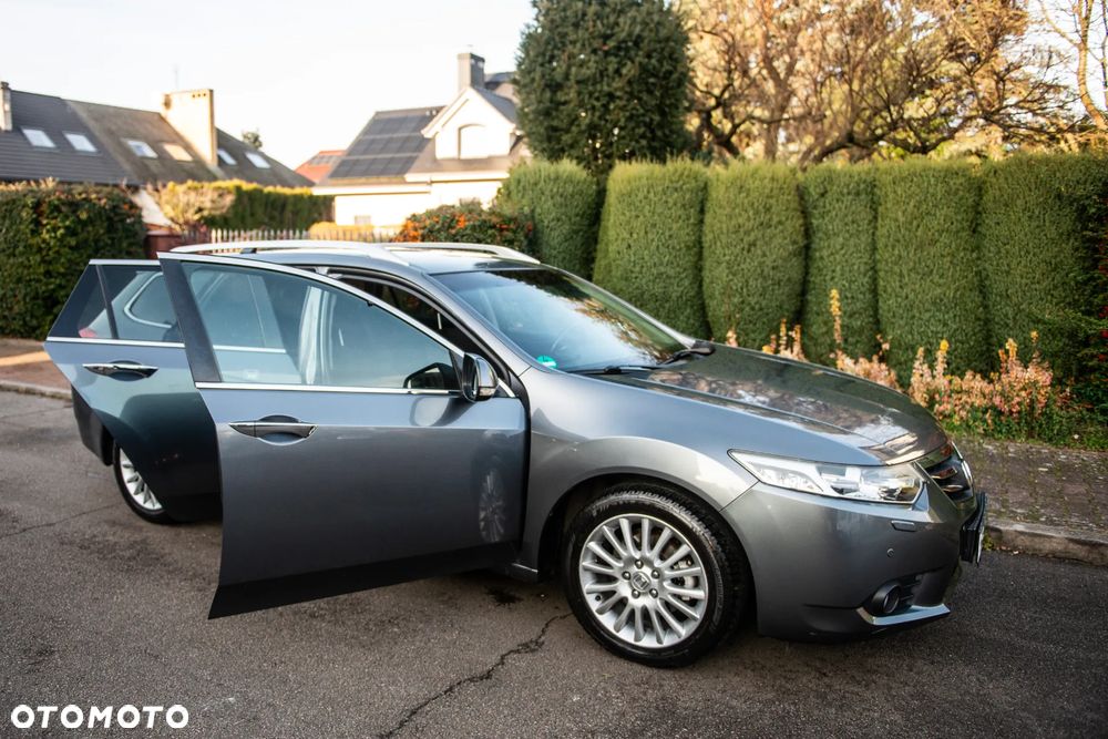 Honda Accord 2.0 Executive - 16