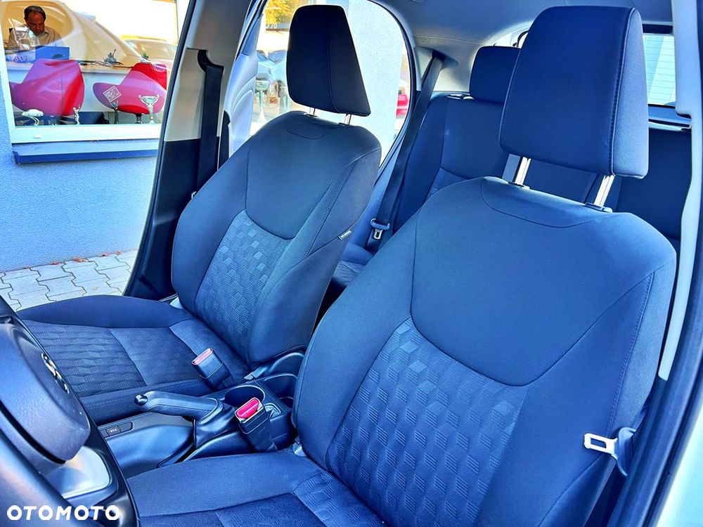 Toyota Yaris 1.5 Comfort - 14