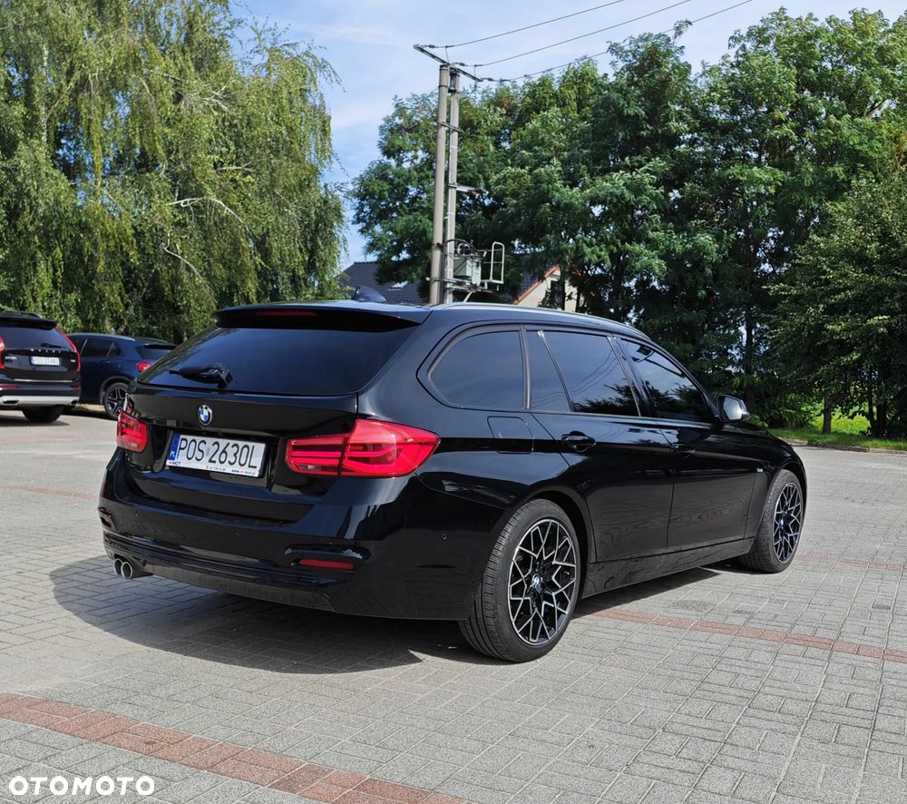 BMW Seria 3 320d Sport Line - 5