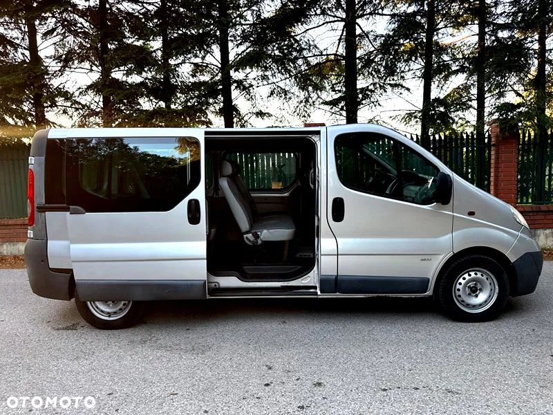 Opel Vivaro - 9