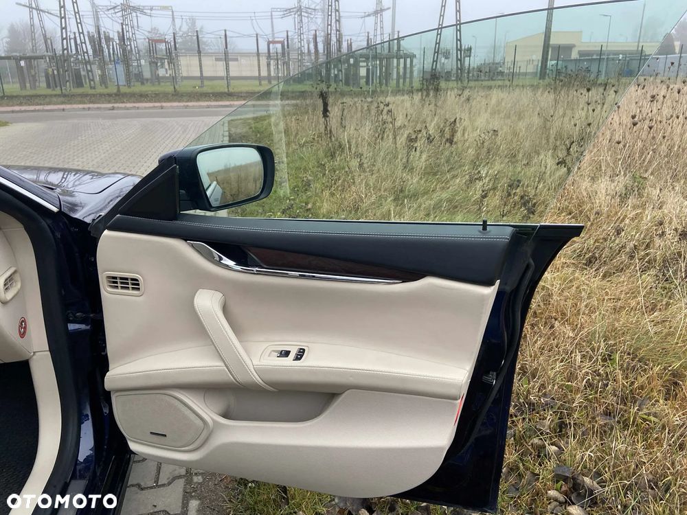 Maserati Quattroporte S Q4 - 12