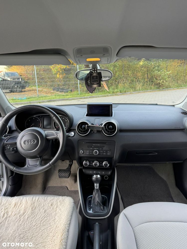 Audi A1 Sportback 1.6 TDI Ambition S tronic - 15