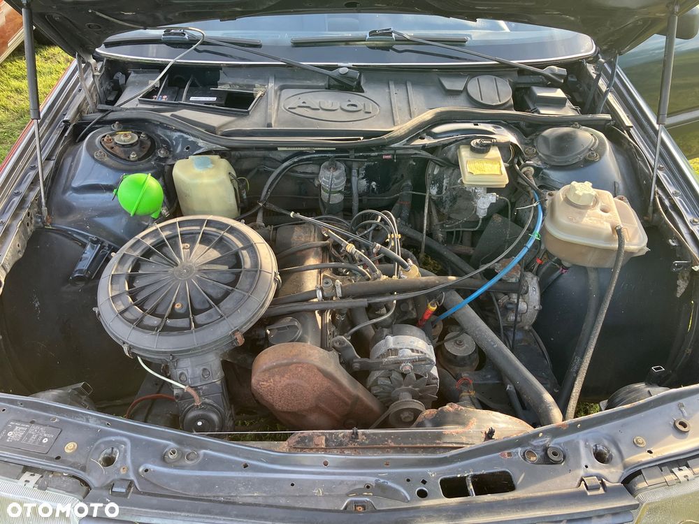 Audi 100 1.8 - 11