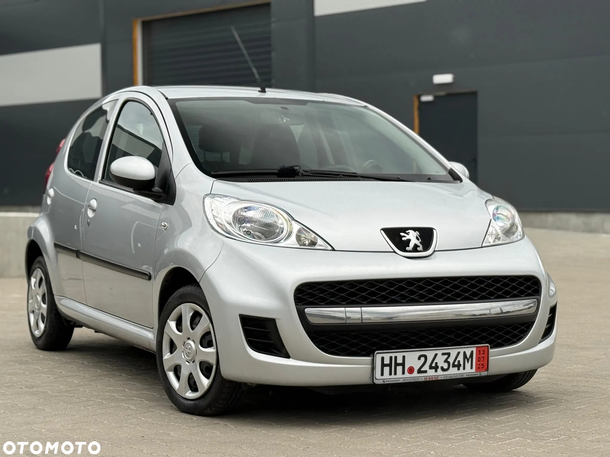 Peugeot 107 1.0 Happy Euro5 - 9