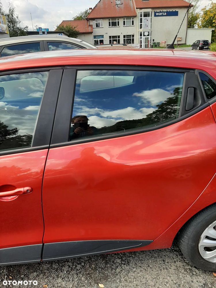 Renault Clio - 7
