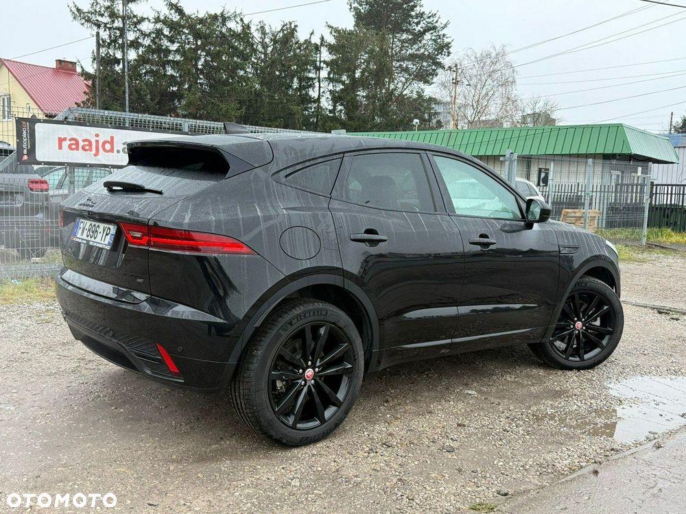 Jaguar E-Pace - 35