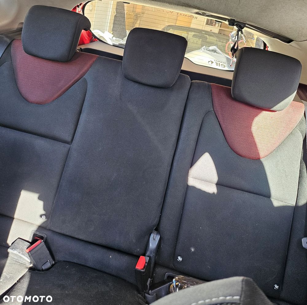 Renault Clio 1.2 16V Alize - 12