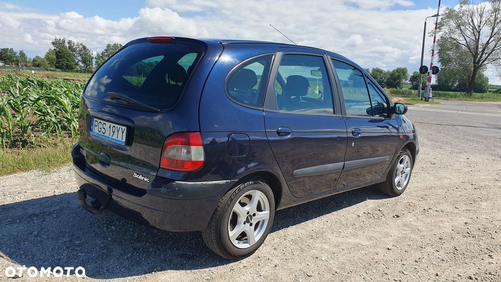 Renault Scenic - 15