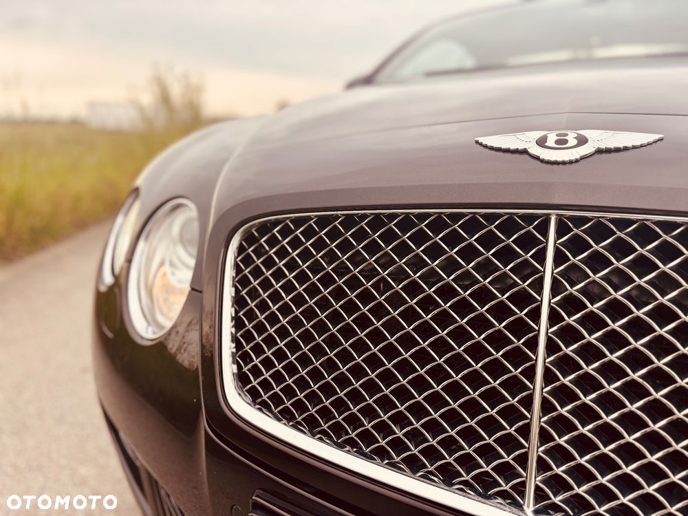 Bentley Continental GT Speed - 12