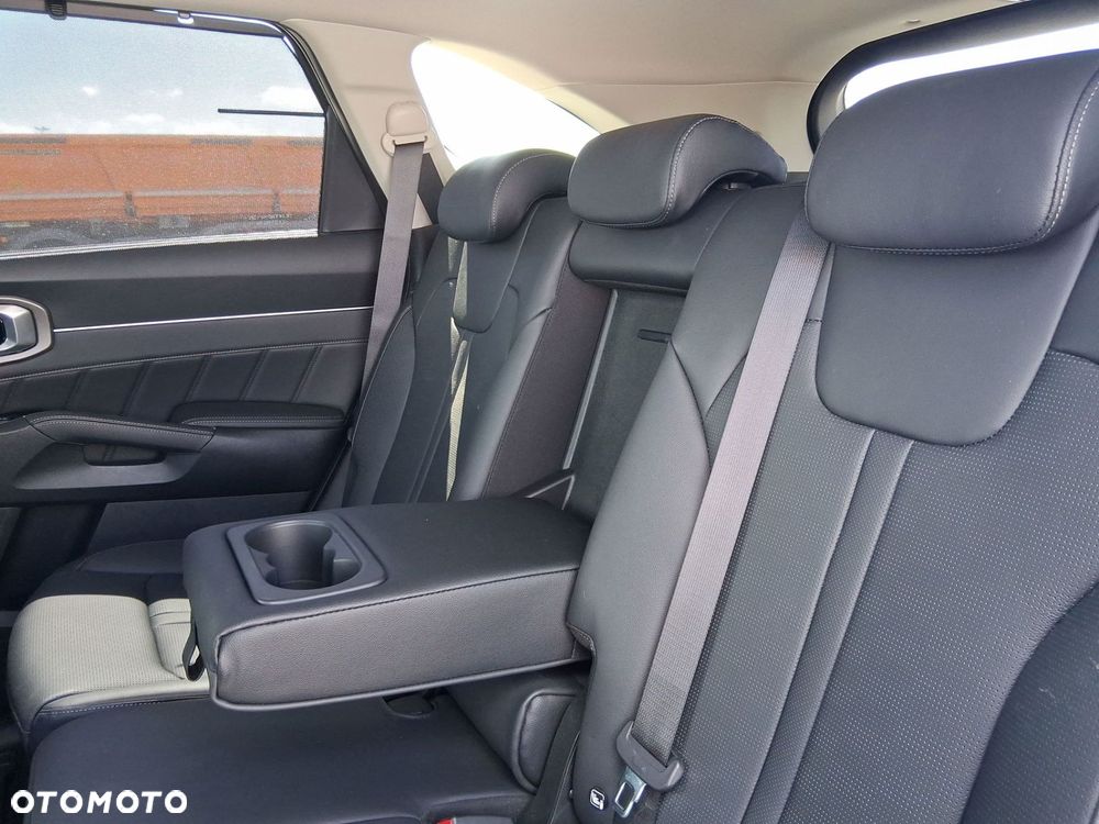 Kia Sorento - 16