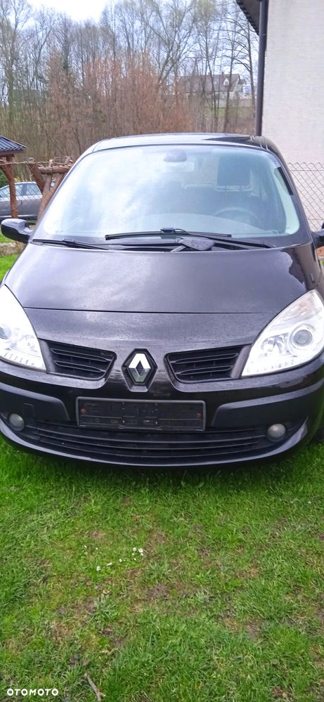 Renault Scenic - 1