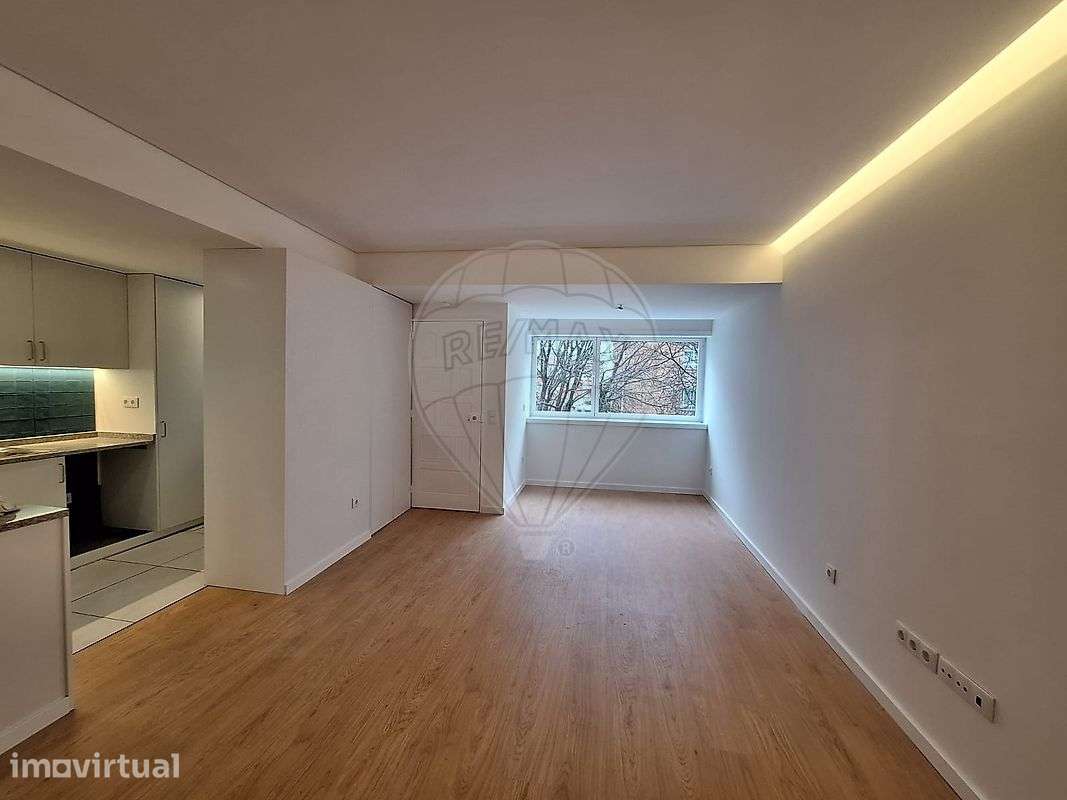 Apartamento T2 para arrendamento - Grande imagem: 4/18