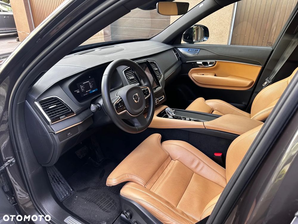 Volvo XC 90 B5 D AWD Plus Dark 7os - 2
