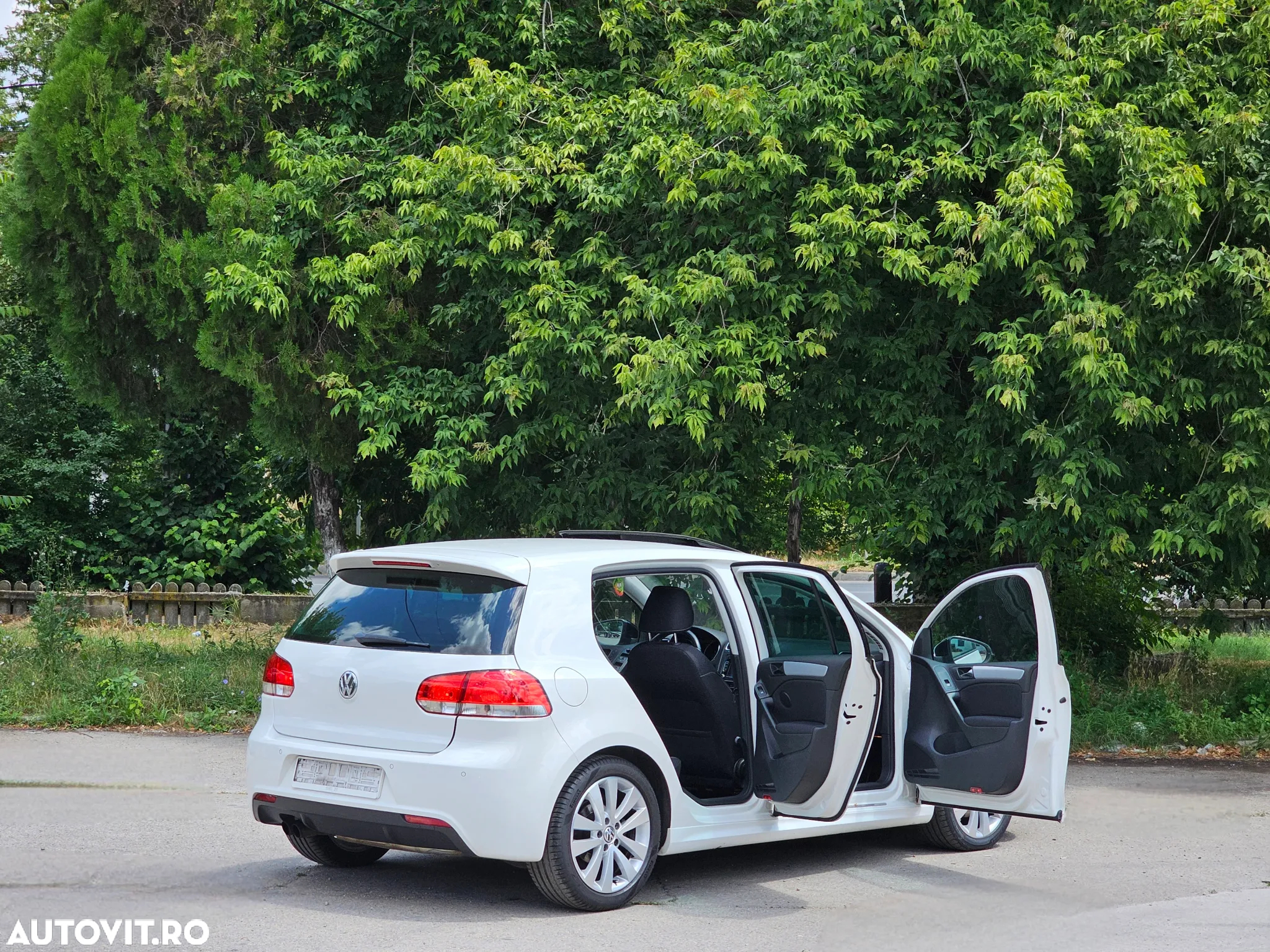 Volkswagen Golf - 13