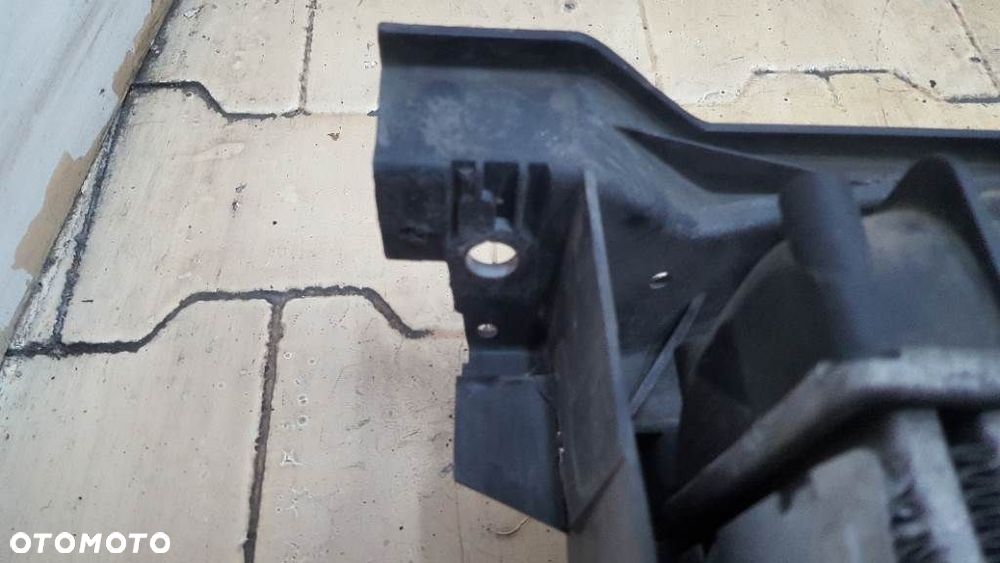 CHŁODNICA WENTYLATOR KOMPLET C4 PICASSO 2.0 HDI - 7