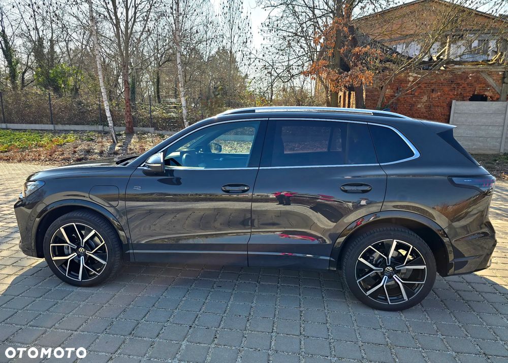 Volkswagen Tiguan - 8