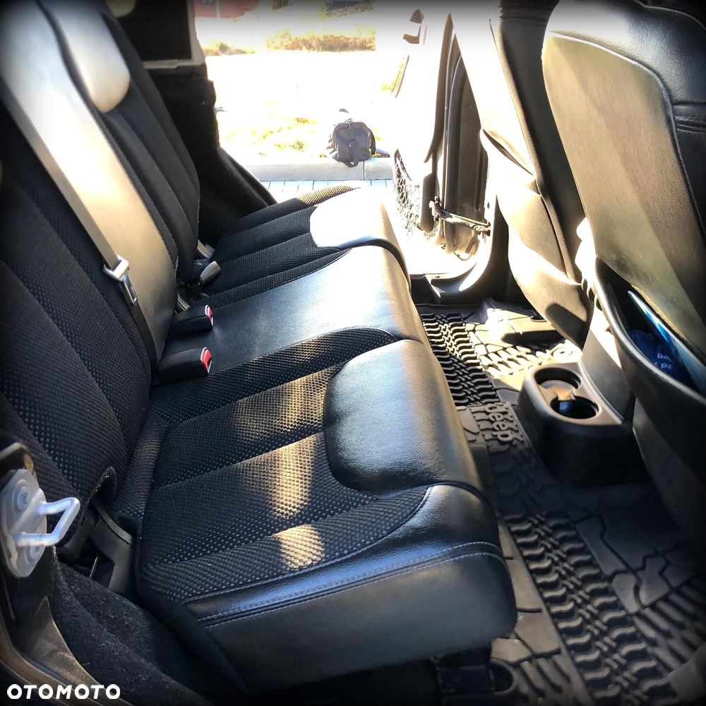 Jeep Wrangler 3.6 Unlim Sahara - 27