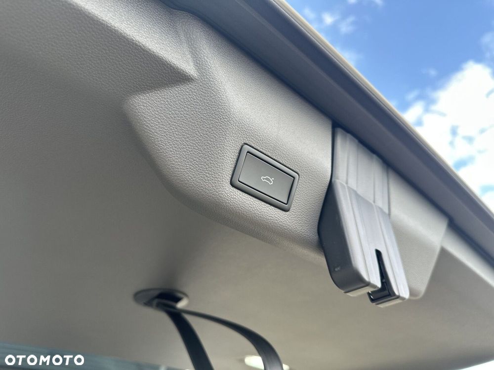 Volkswagen multivan Nowy Multivan L1 2.0 TDI 150 KM DSG 7 biegowa FWD - 27