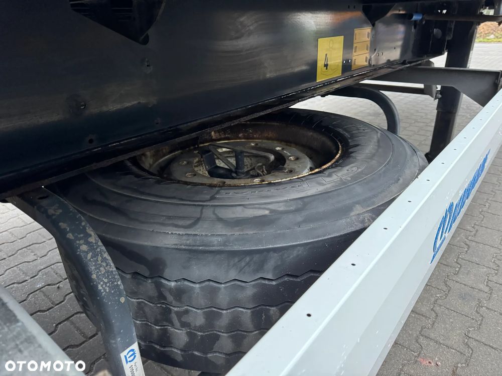 Krone SD Firanka Certyfikat XL, Dach podnoszony - 21