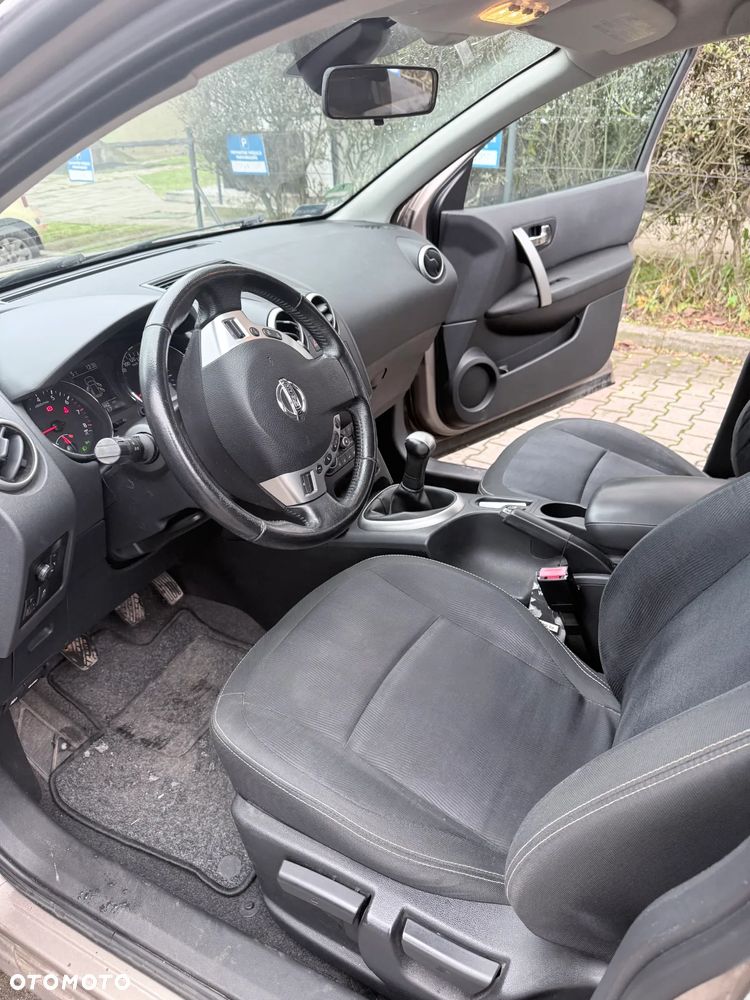 Nissan Qashqai - 9