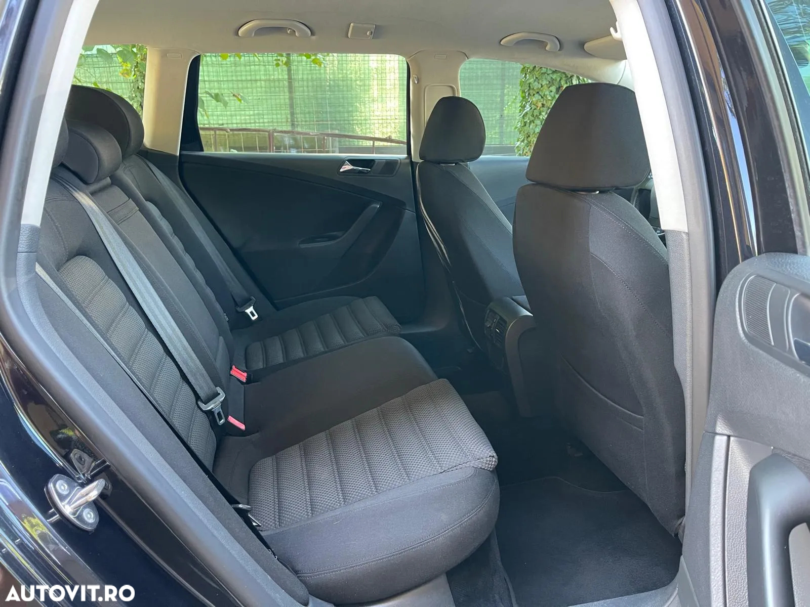 Volkswagen Passat Variant 2.0 TDI BlueMotion Technology Comfortline - 7