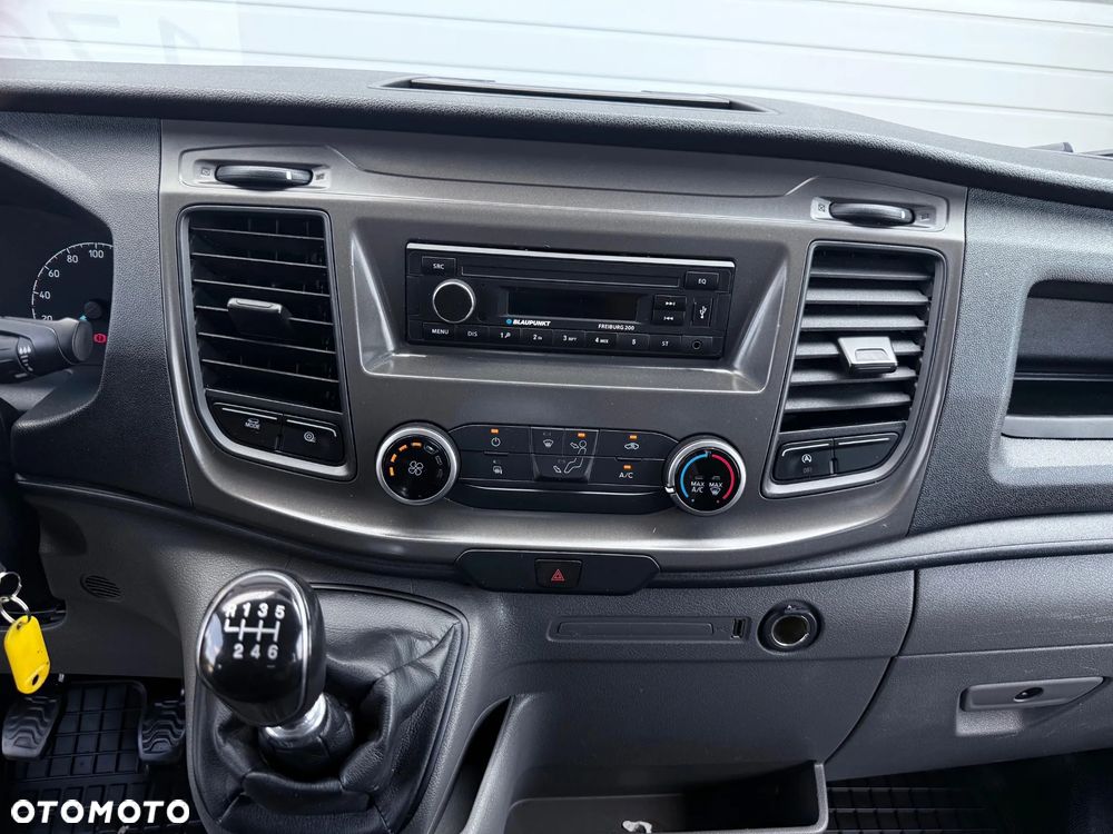 Ford Transit Skrzynia 4.26 m Doka Brygadówka 7-miejsc - 13