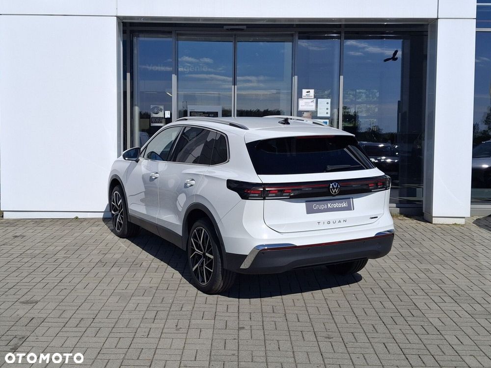 Volkswagen Tiguan 2.0 TDI 4Mot Elegance DSG - 10