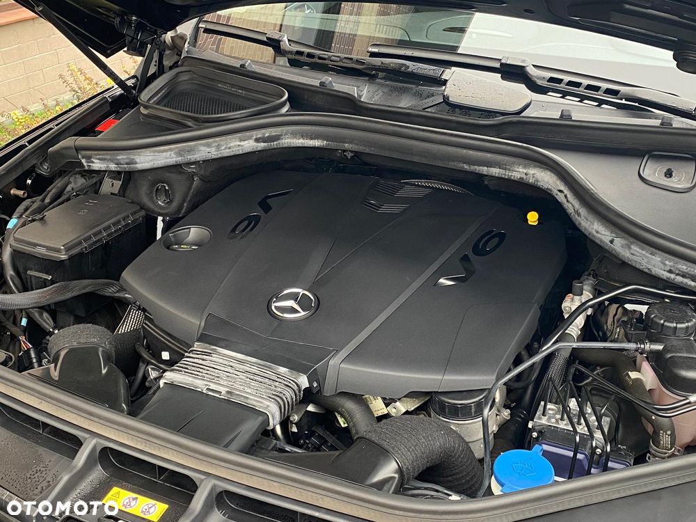 Mercedes-Benz ML - 29
