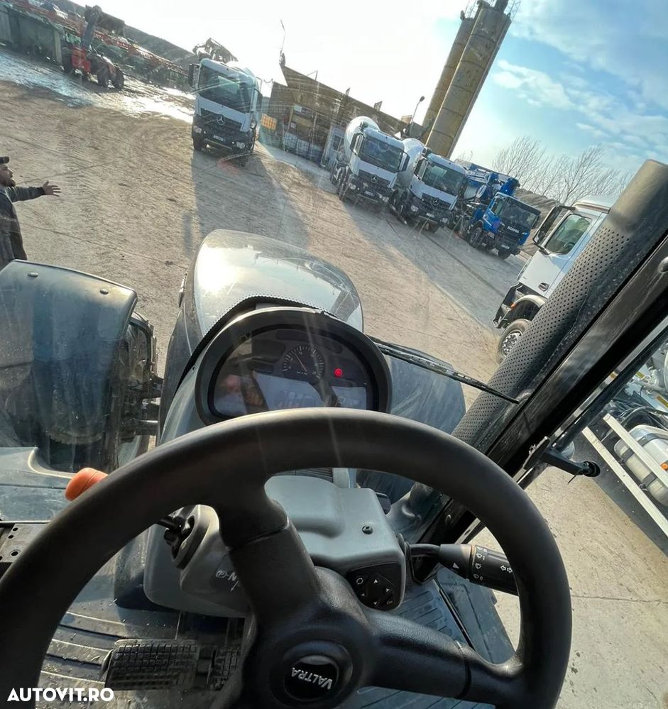 Valtra S353 Tractor - 8