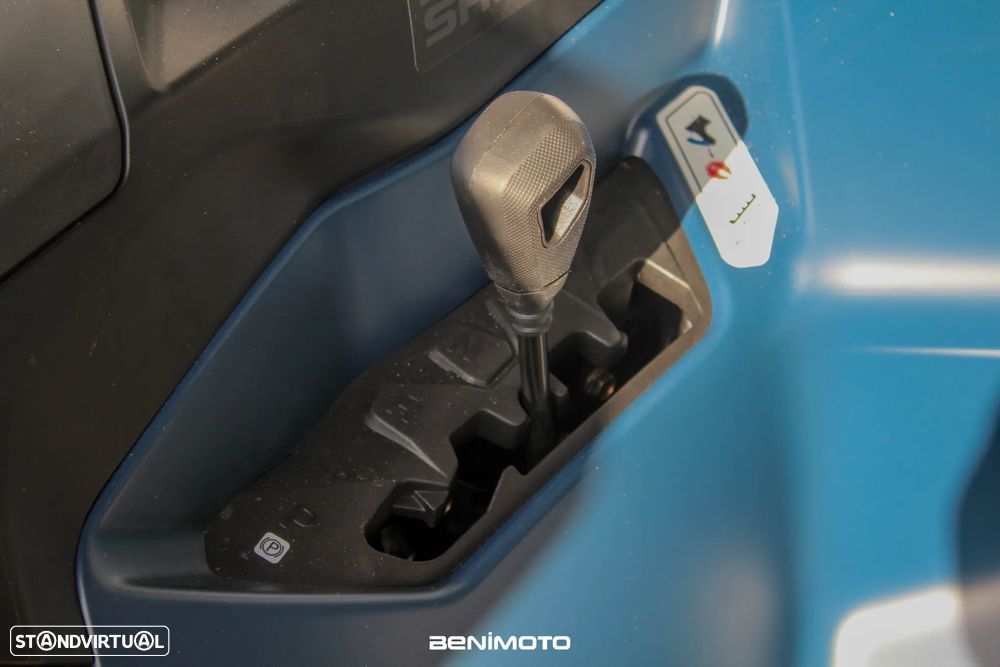 Can-Am Outlander MAX 1000R LIMITED - 12