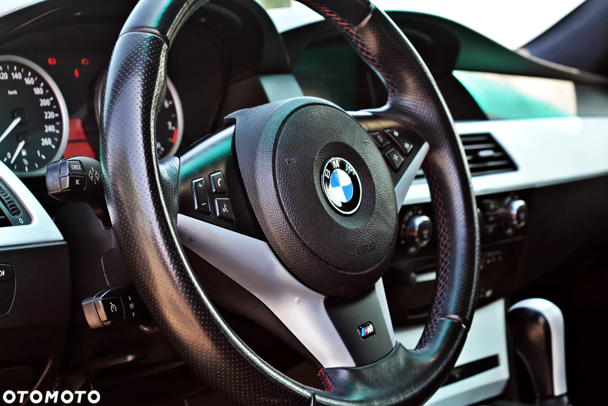 BMW Seria 5 530i Touring - 12