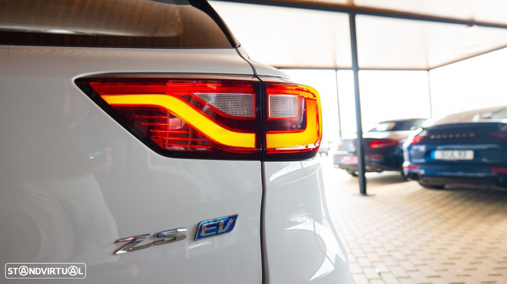 MG ZS EV Luxury - 29