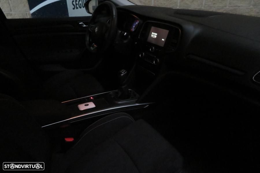 Renault Mégane Sport Tourer 1.5 Blue dCi Limited - 27
